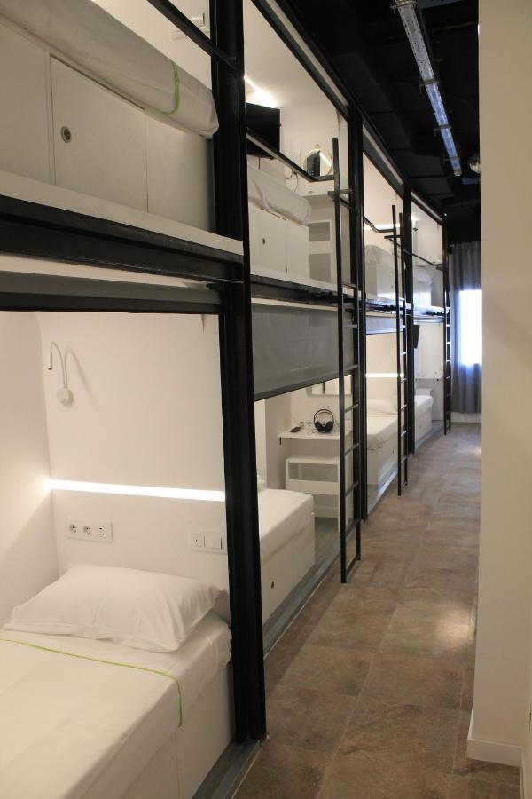 M Pods Malaga Hotel Luaran gambar