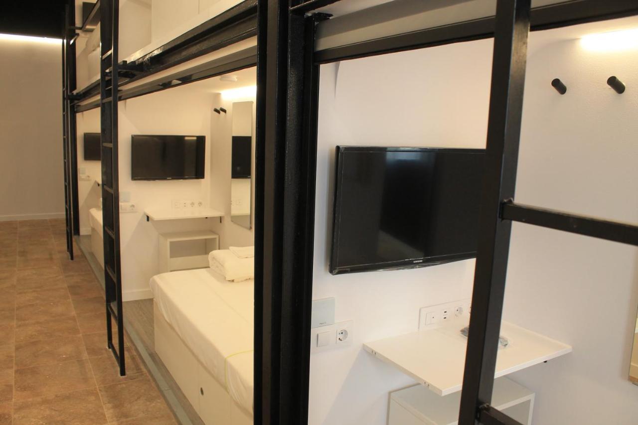 M Pods Malaga Hotel Luaran gambar