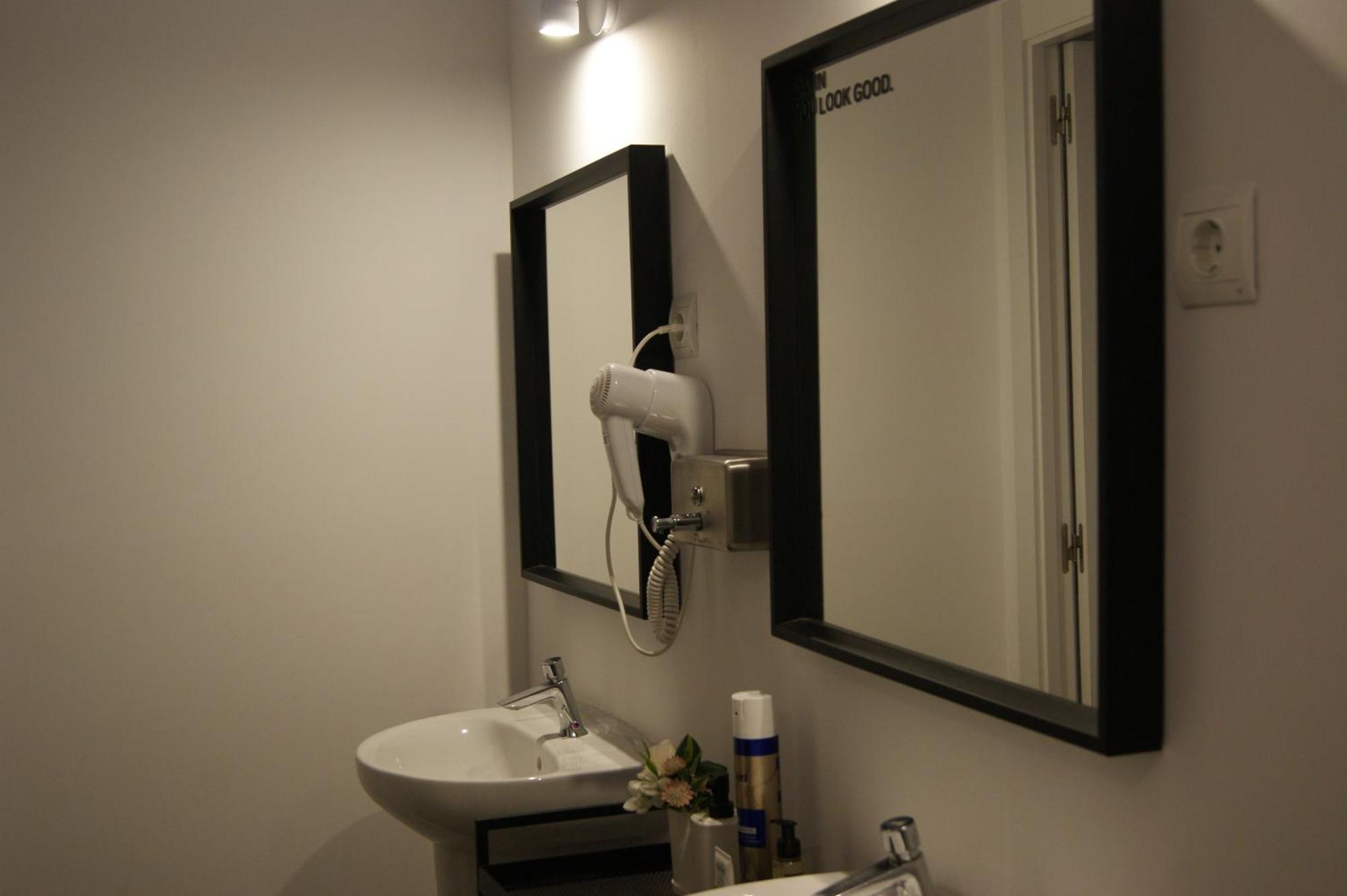 M Pods Malaga Hotel Luaran gambar